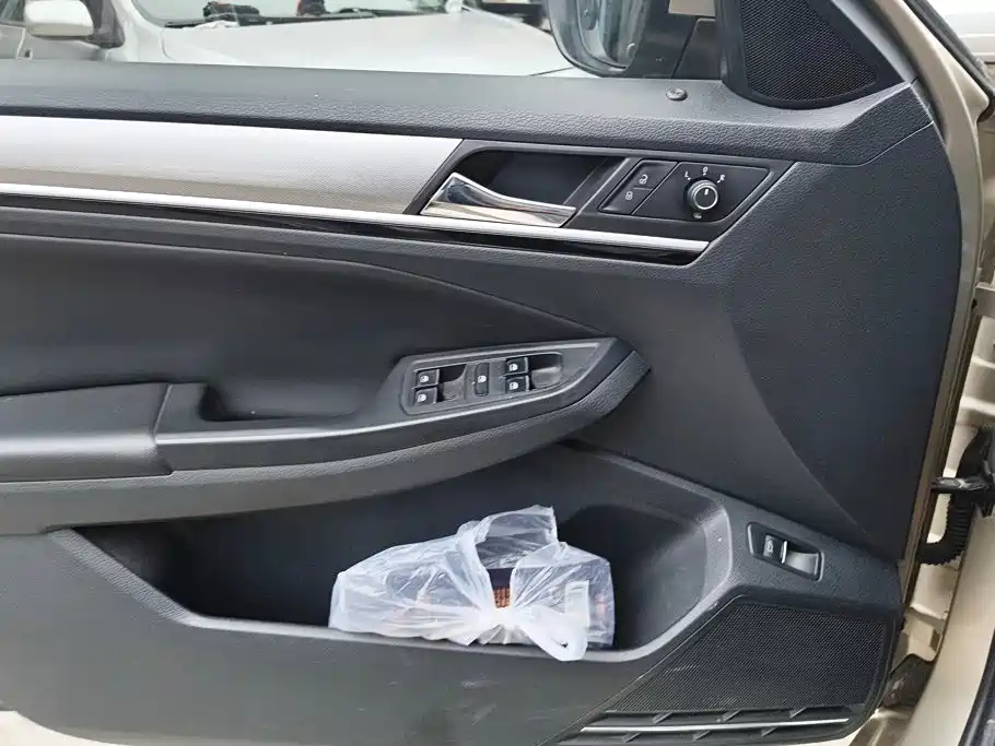 Volkswagen Bora 2016