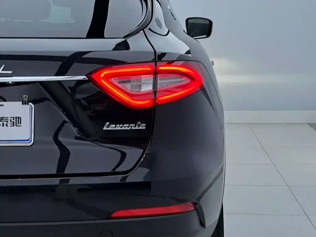 Maserati Levante 2017 — фото 7