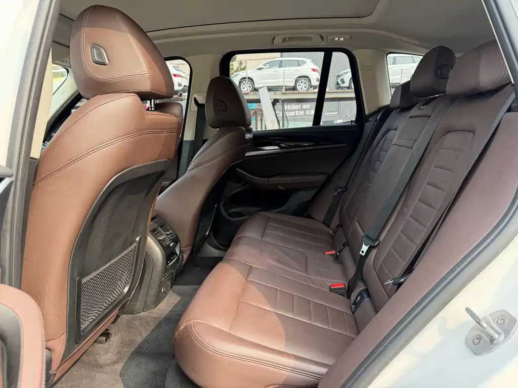 BMW X3 2019 — фото 11