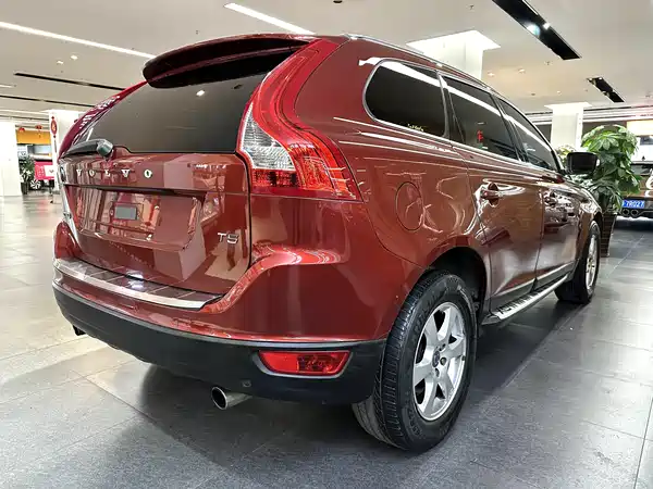 Volvo XC60 2011