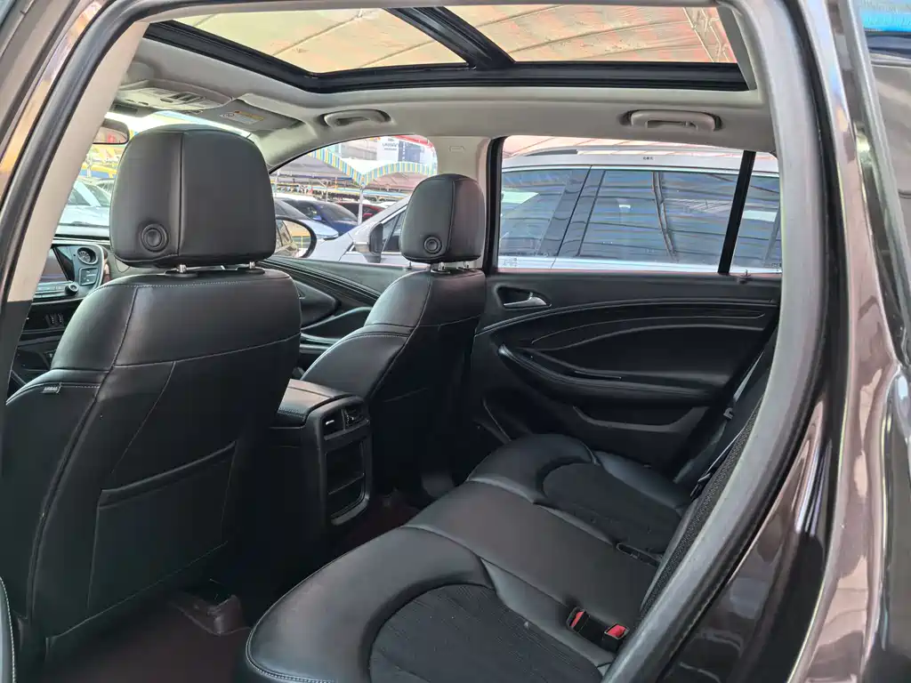 Buick Envision Plus 2020 — фото 9