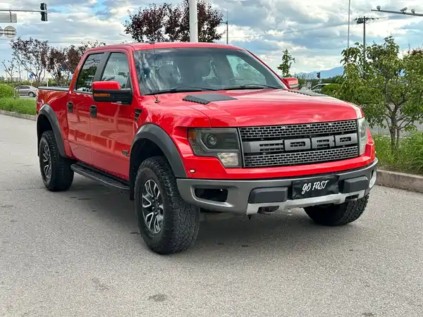 Ford F-150 Raptor 2014