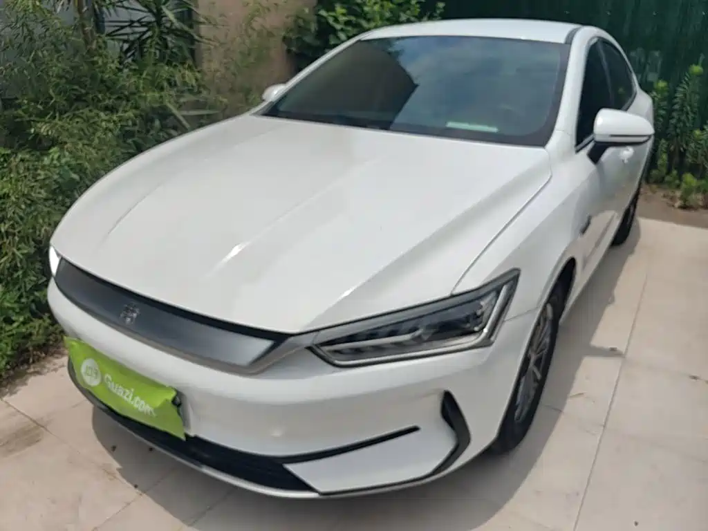 BYD Qin PLUS 2023 — фото 2