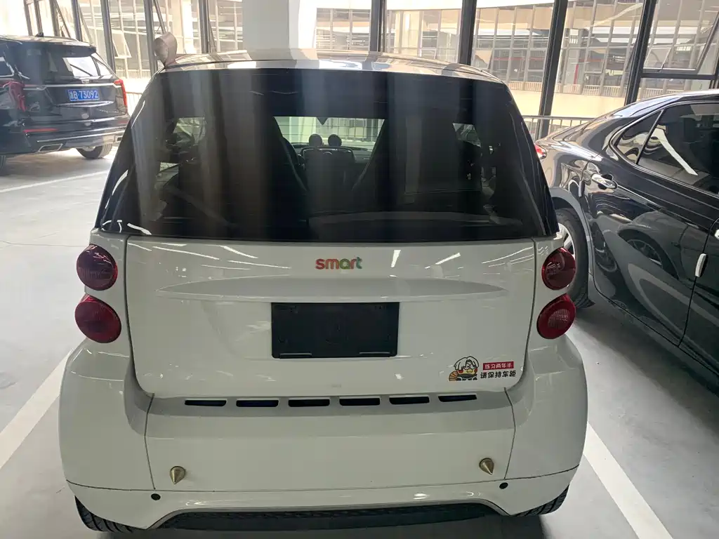 smart Fortwo 2015 — фото 8