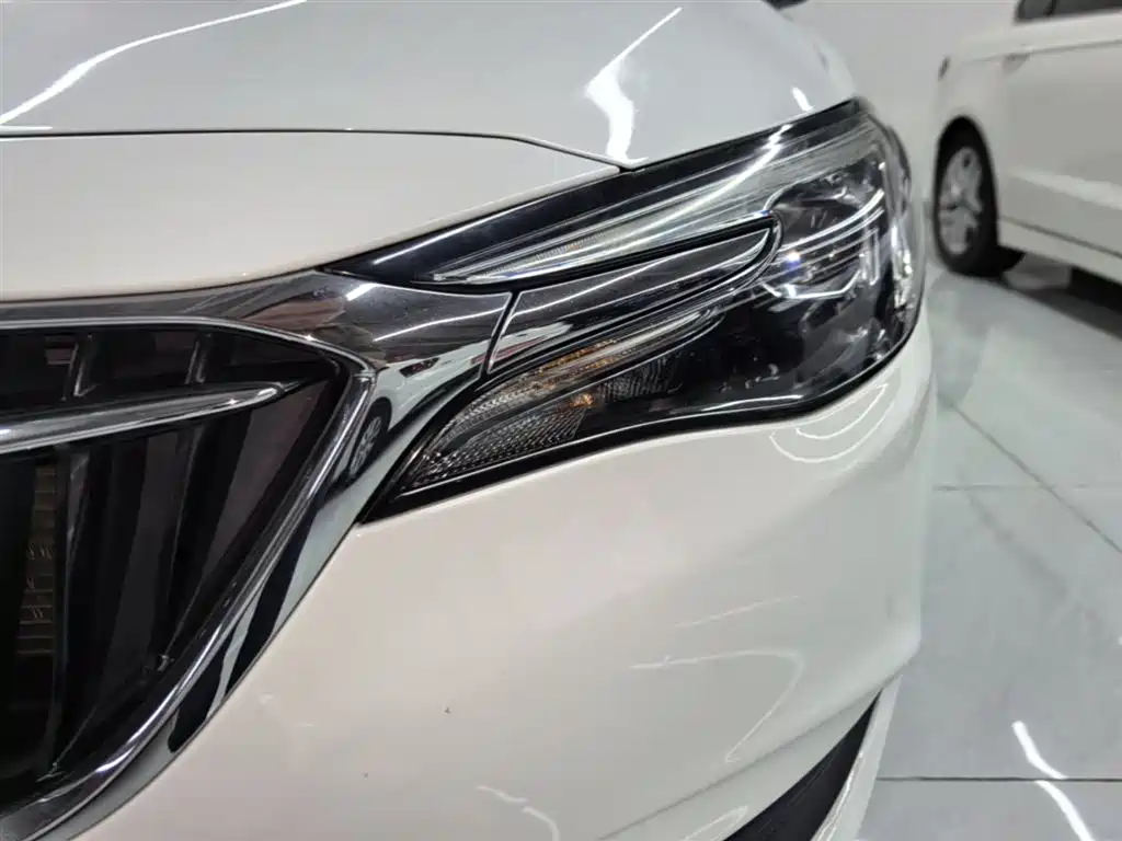 Buick Excelle 2021 — фото 24
