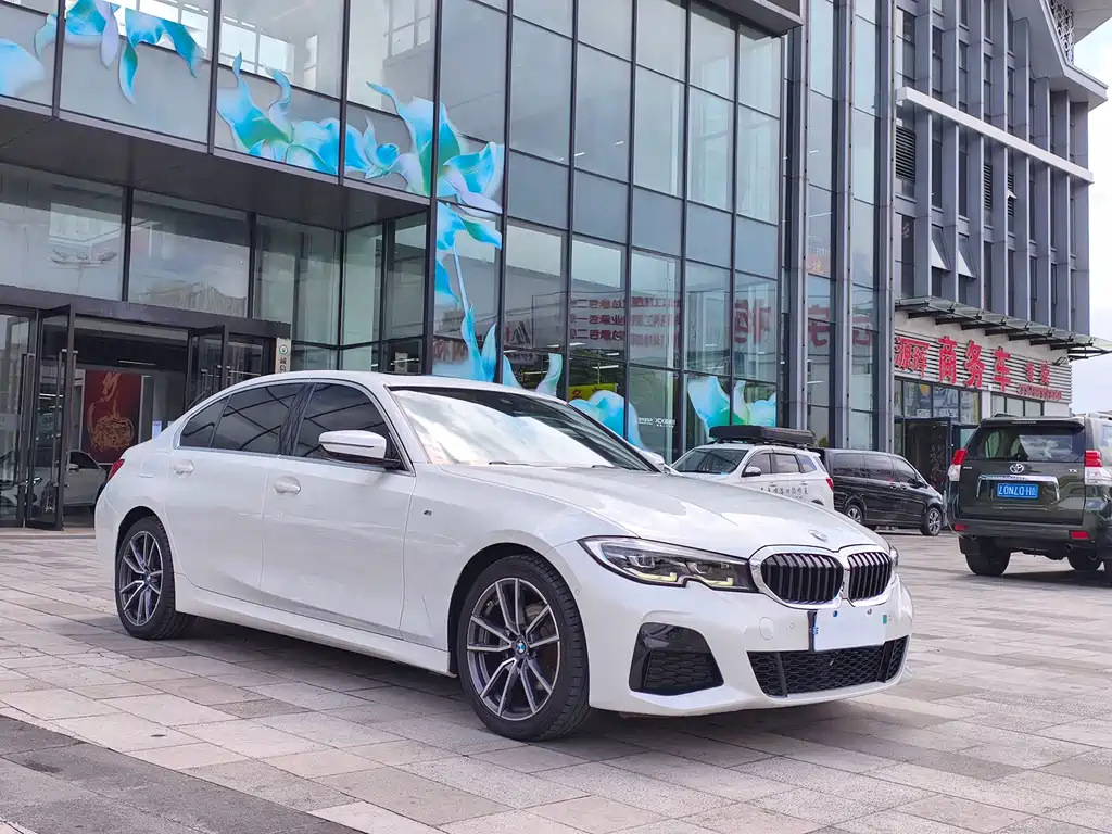 BMW 3 Series 2021
