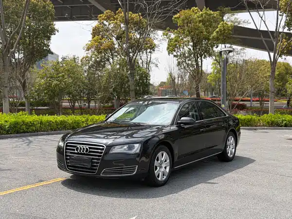 Audi A8 2013
