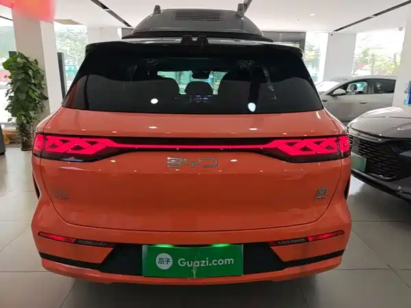 BYD Tang L 2025