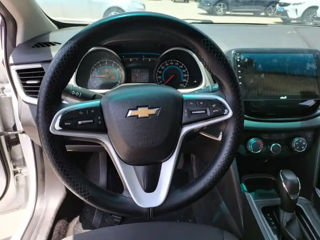Chevrolet Cavalier 2018 — фото 11