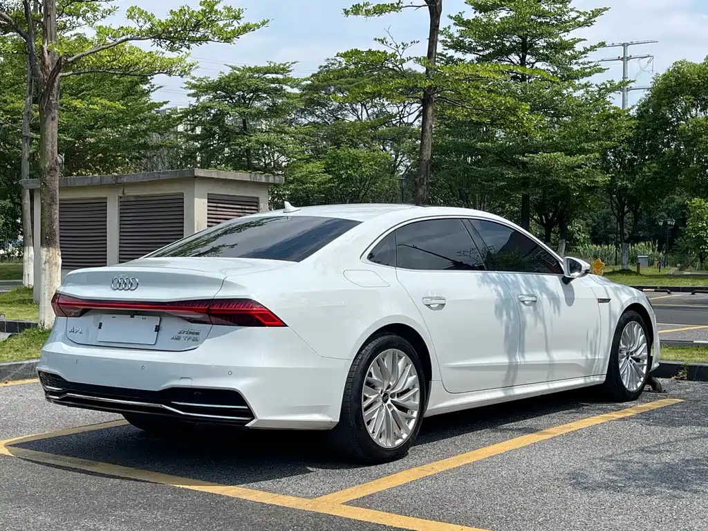 Audi A7L 2023 — фото 4