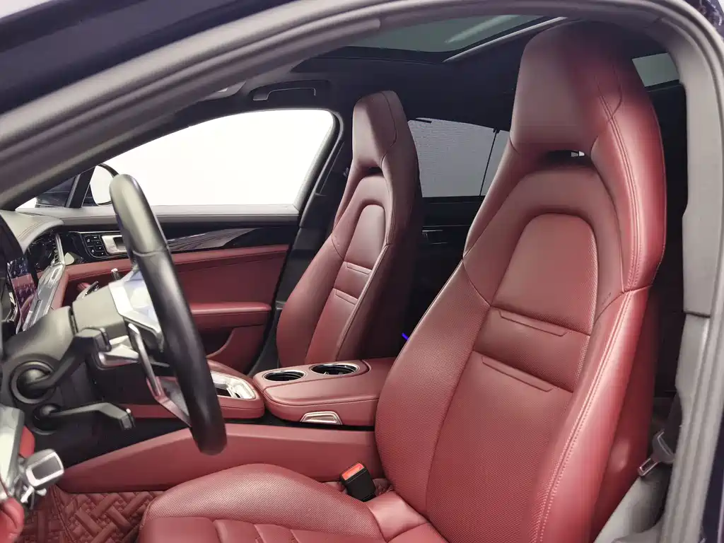Porsche Panamera 2019 — фото 12