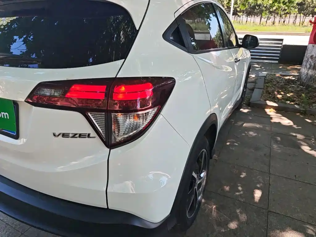 Honda Vezel 2020 — фото 8
