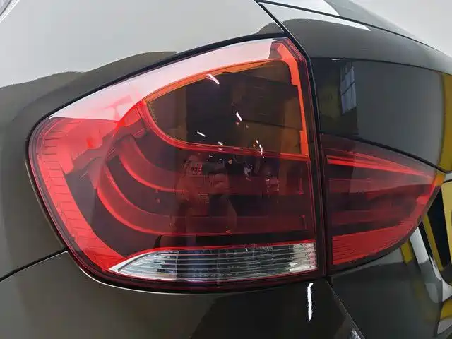 BMW X1 2014 — фото 17
