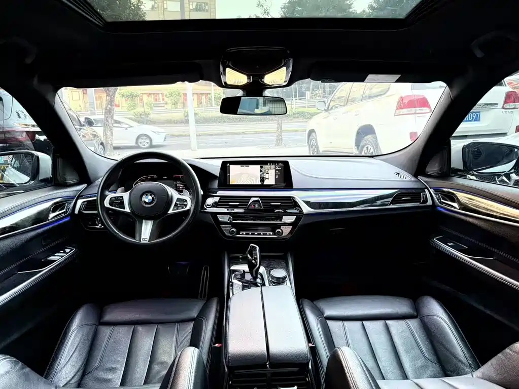 BMW 6 Series GT 2020 — фото 7