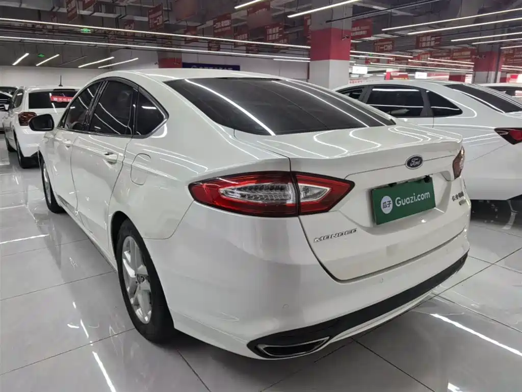 Ford Mondeo 2016 — фото 5
