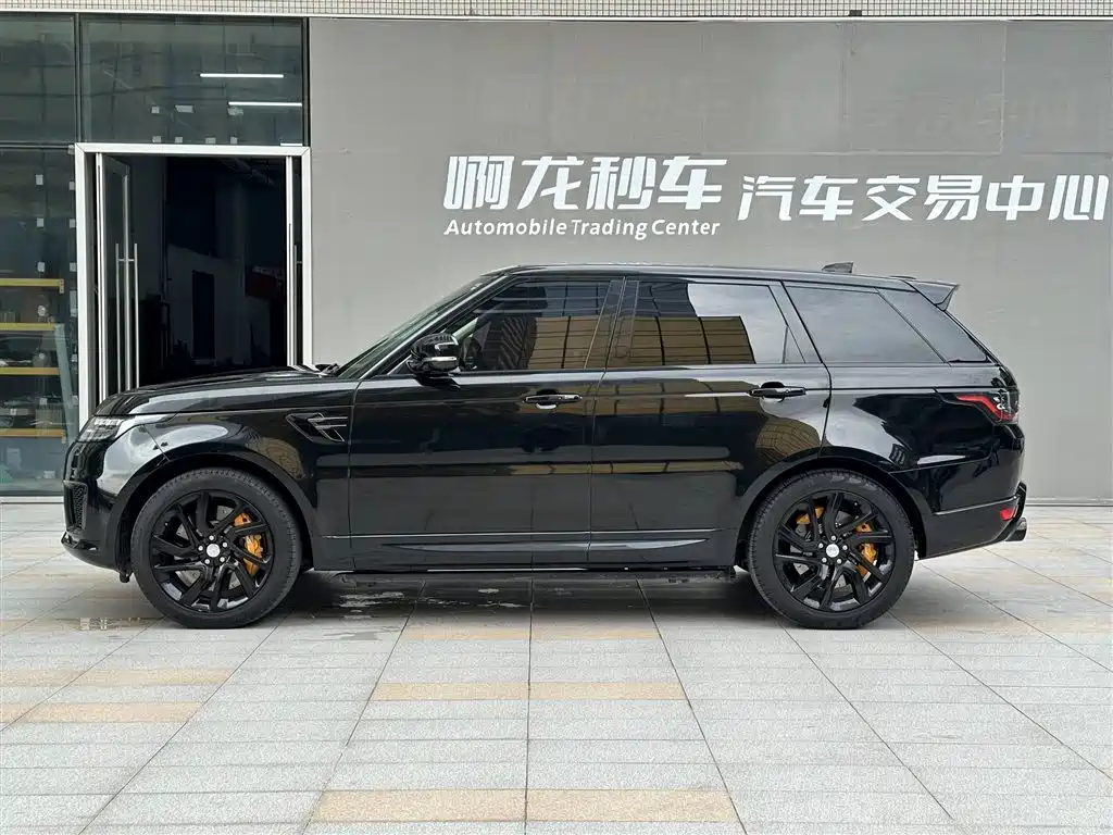 Land Rover Sport 2020 — фото 18