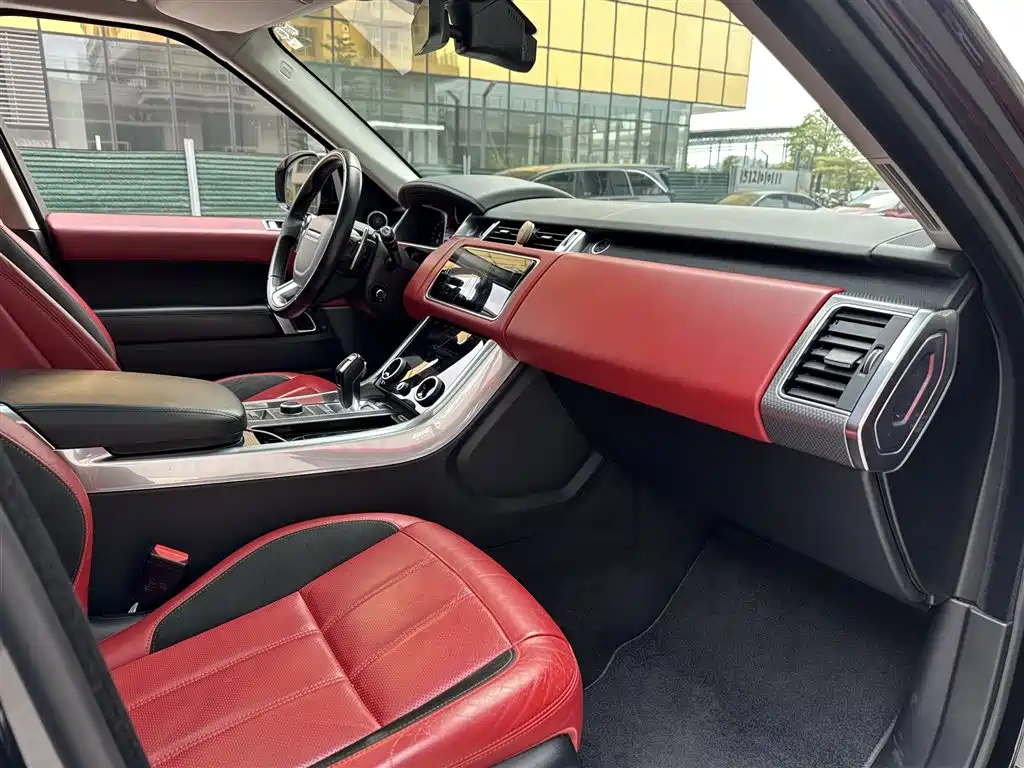 Land Rover Sport 2020 — фото 24