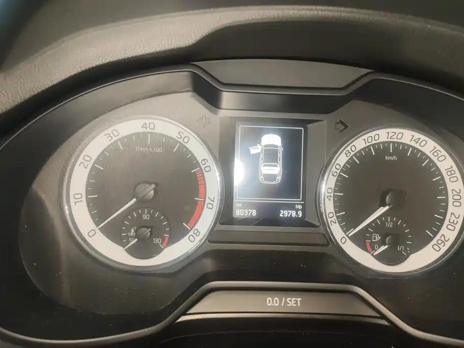 Skoda Octavia 2018 — фото 14