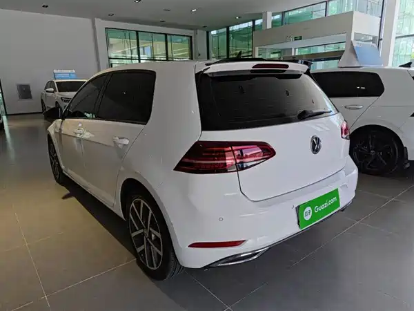 Volkswagen Golf 2020