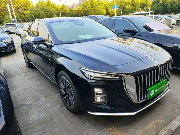 Hongqi H5 2025