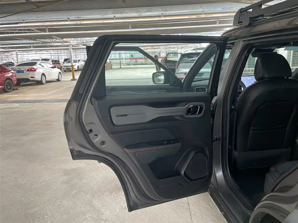 Geely Icon 2026 — фото 12