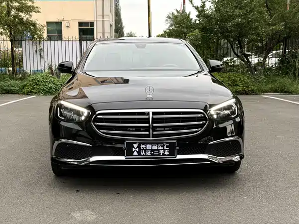 Mercedes-Benz E-Class 2023