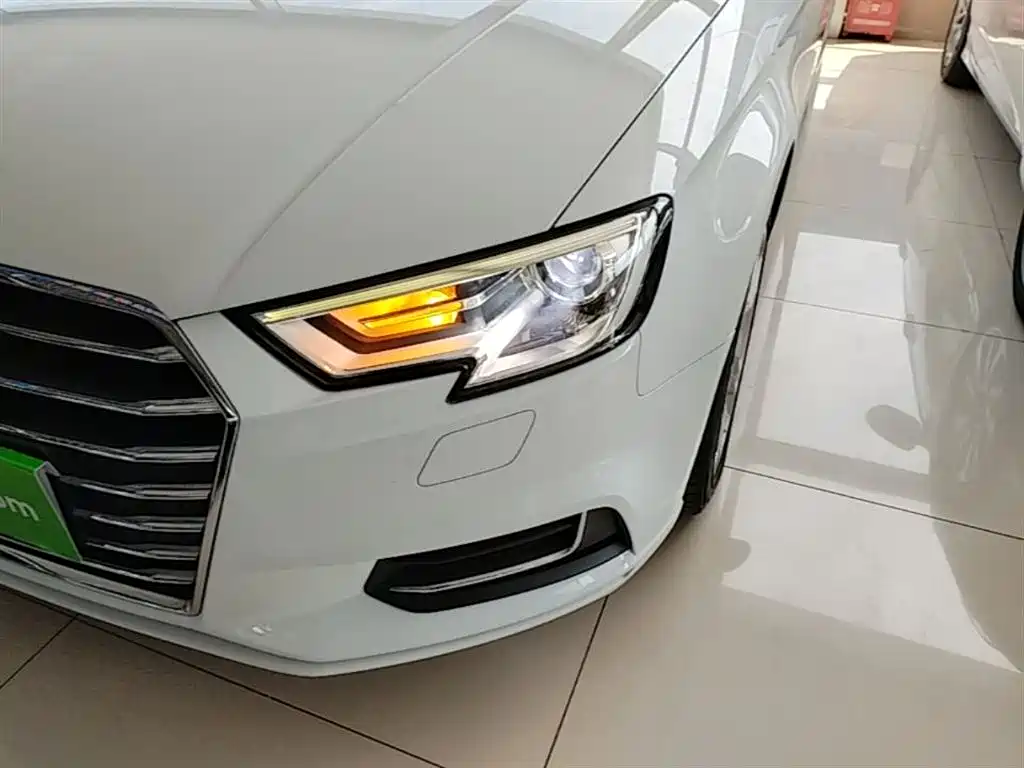 Audi A3 2021 — фото 24