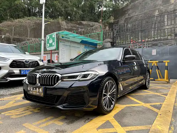 BMW 5 Series 2023