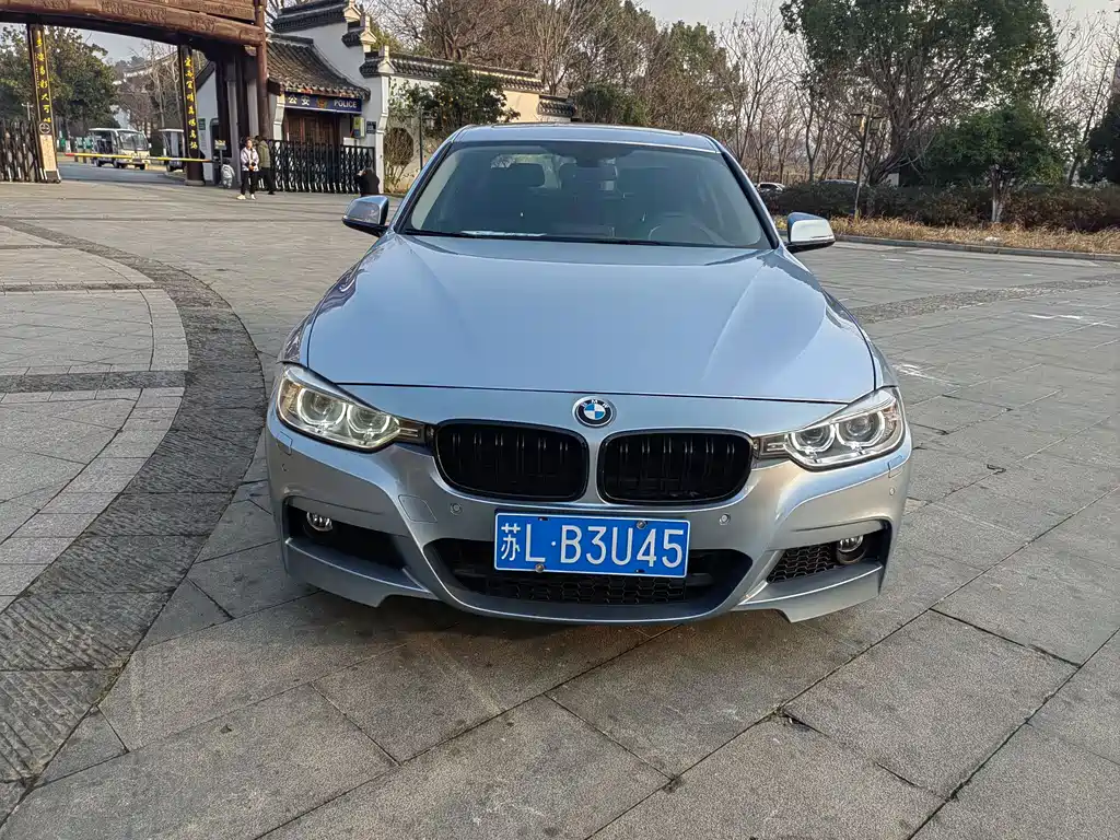 BMW 3 Series 2013 — фото 1