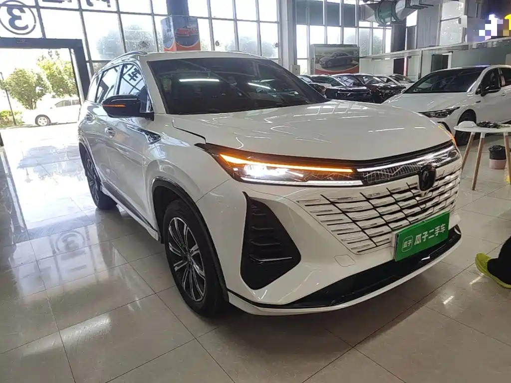 Changan CS75PLUS 2025 — фото 4