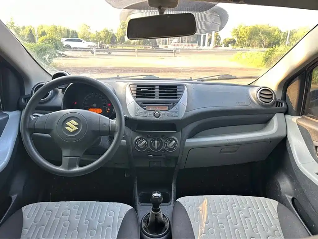 Suzuki Alto 2015 — фото 9