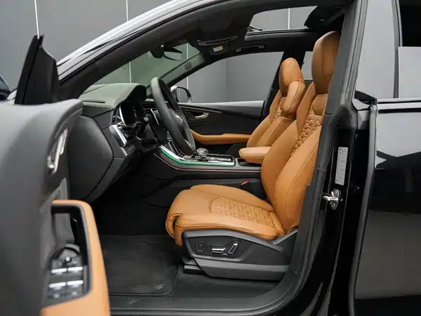 Audi RS Q8 2024