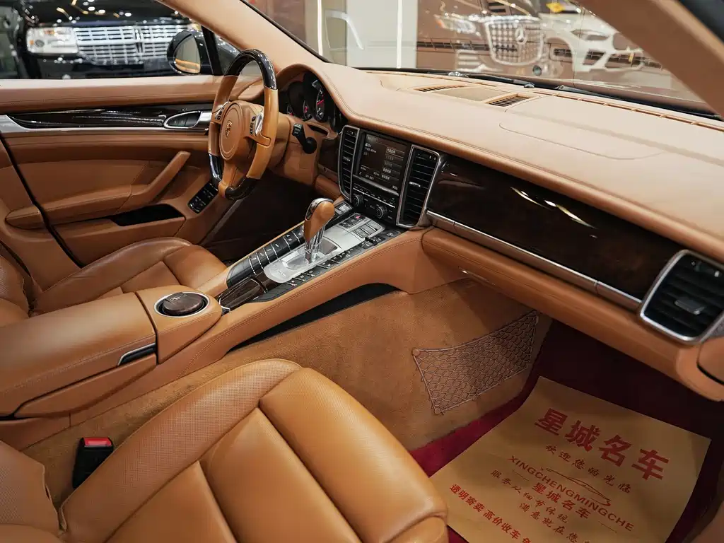 Porsche Panamera 2016 — фото 20