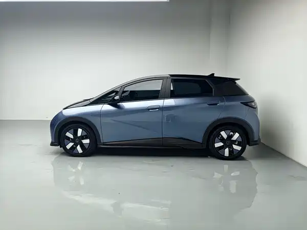 BYD Dolphin 2023
