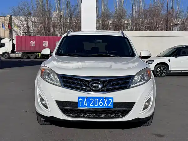 GAC Trumpchi GS5 2014