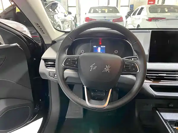 Hongqi E-QM5 2023