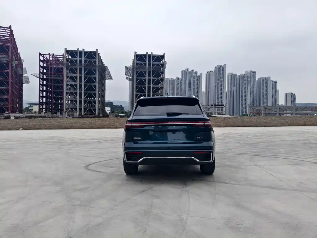 Geely Xingyue L 2022 — фото 11
