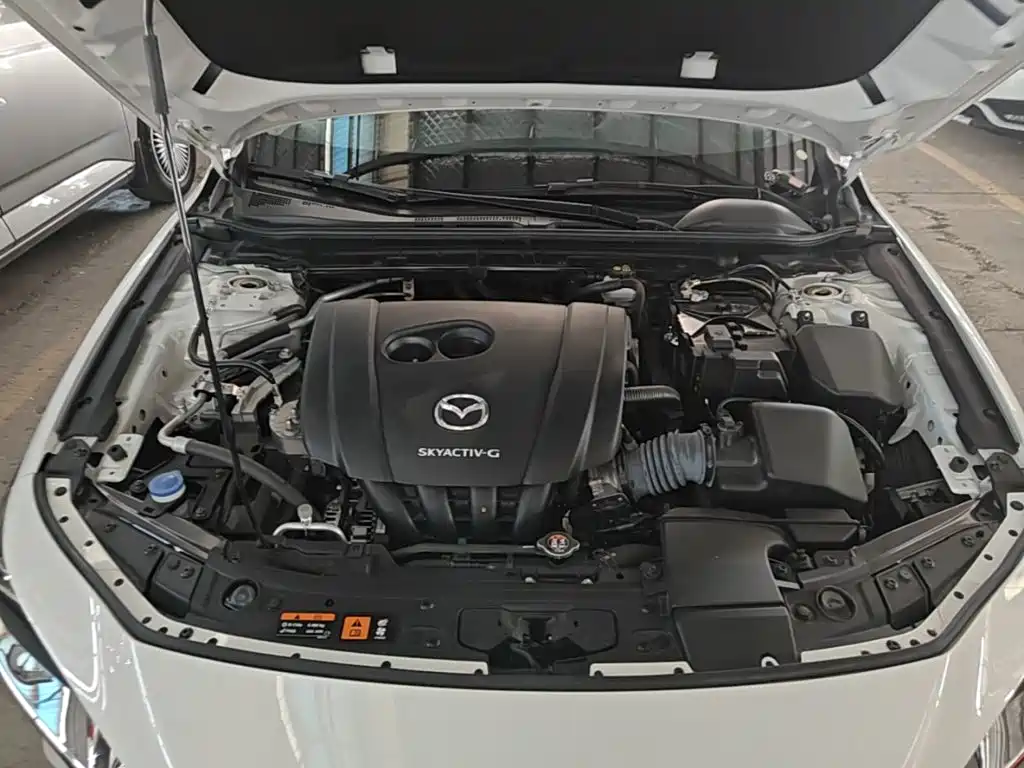 Mazda 3 Axela 2025 — фото 20
