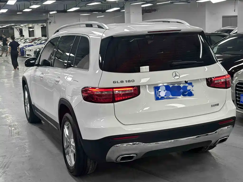 Mercedes-Benz GLB 2021 — фото 13