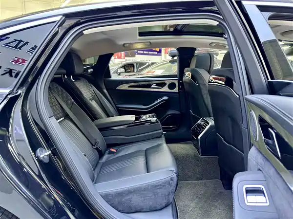 Hongqi H9 2021