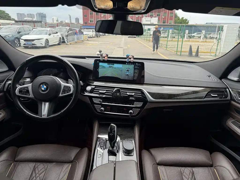 BMW 6 Series GT 2021 — фото 16
