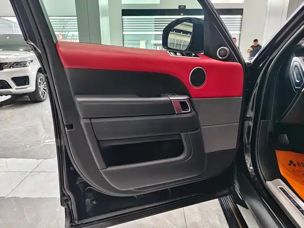 Land Rover Range Rover Sport 2020