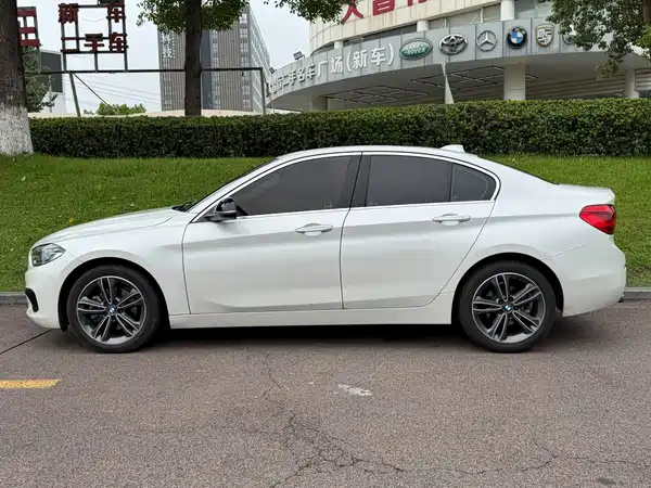 BMW 1 Series 2019