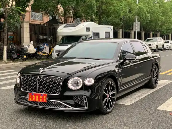 Bentley Flying Spur 2011