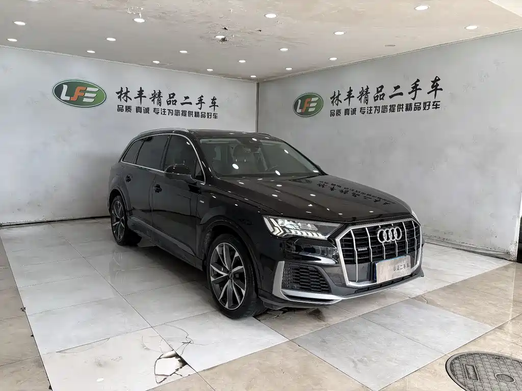 Audi Q7 2022 — фото 4