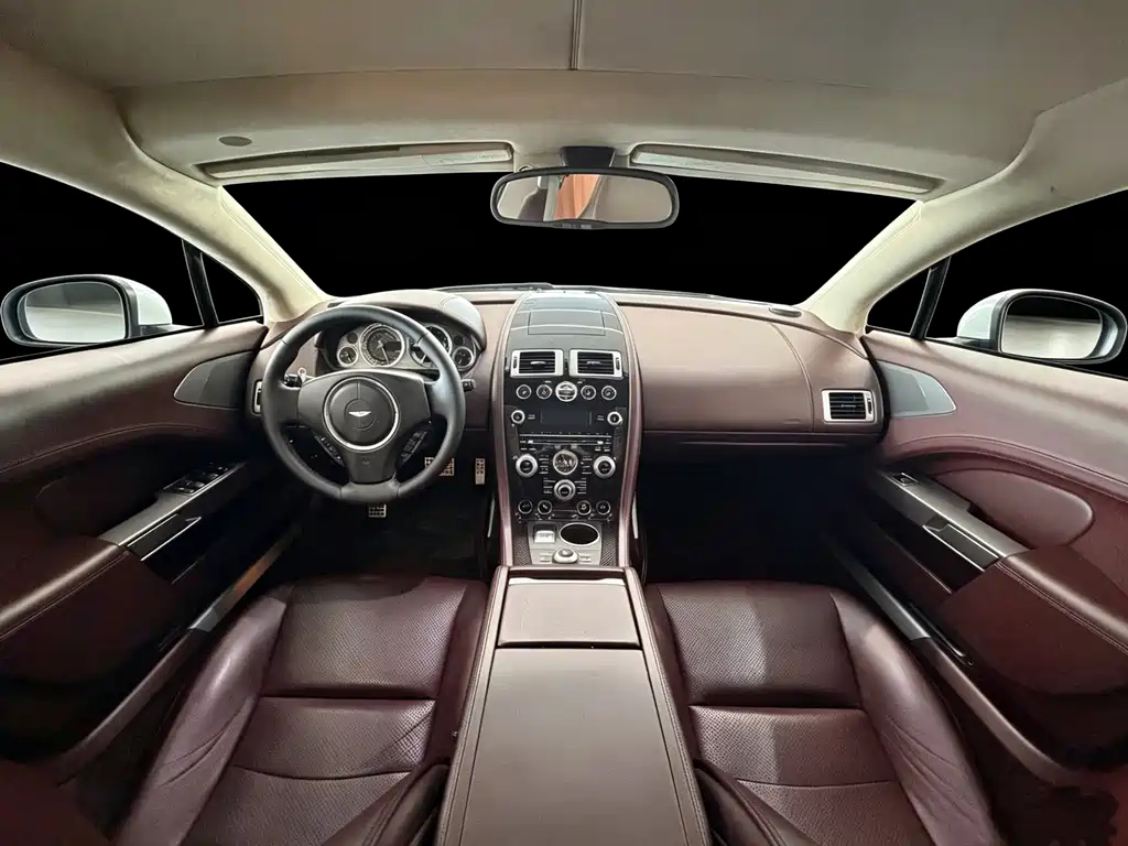 Aston Martin Rapide 2014 — фото 5
