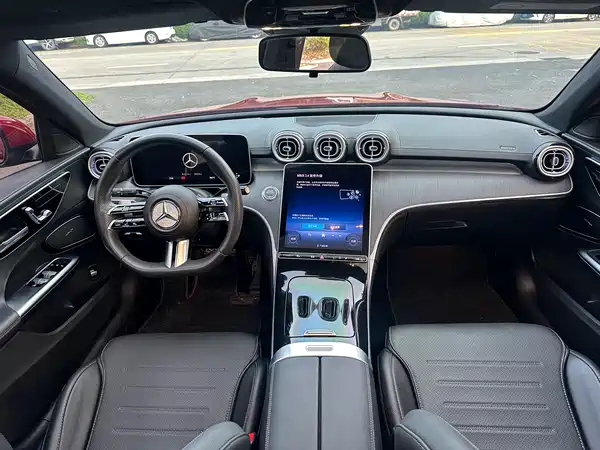Mercedes-Benz C-Class 2023