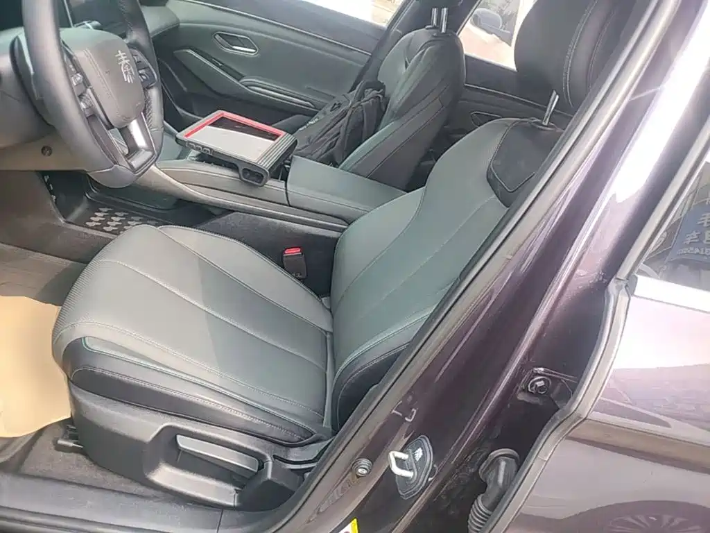 BYD Qin L 2025 — фото 15