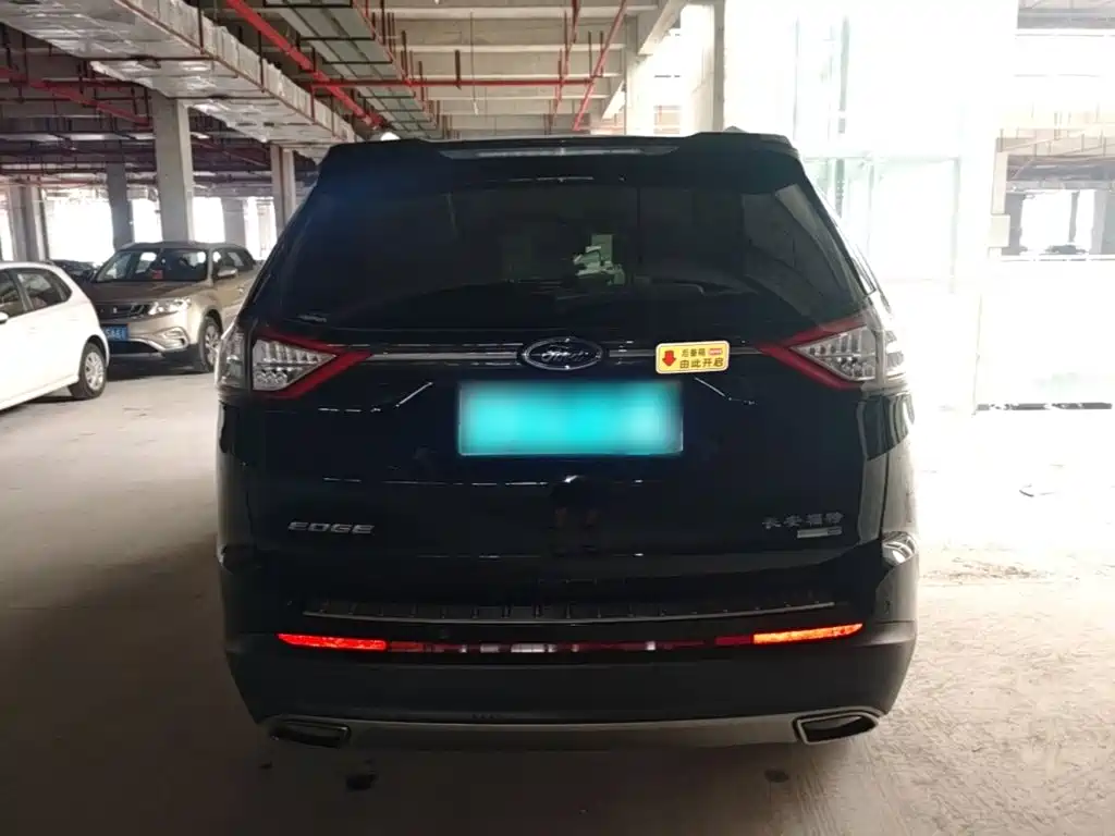 Ford Edge 2018 — фото 6