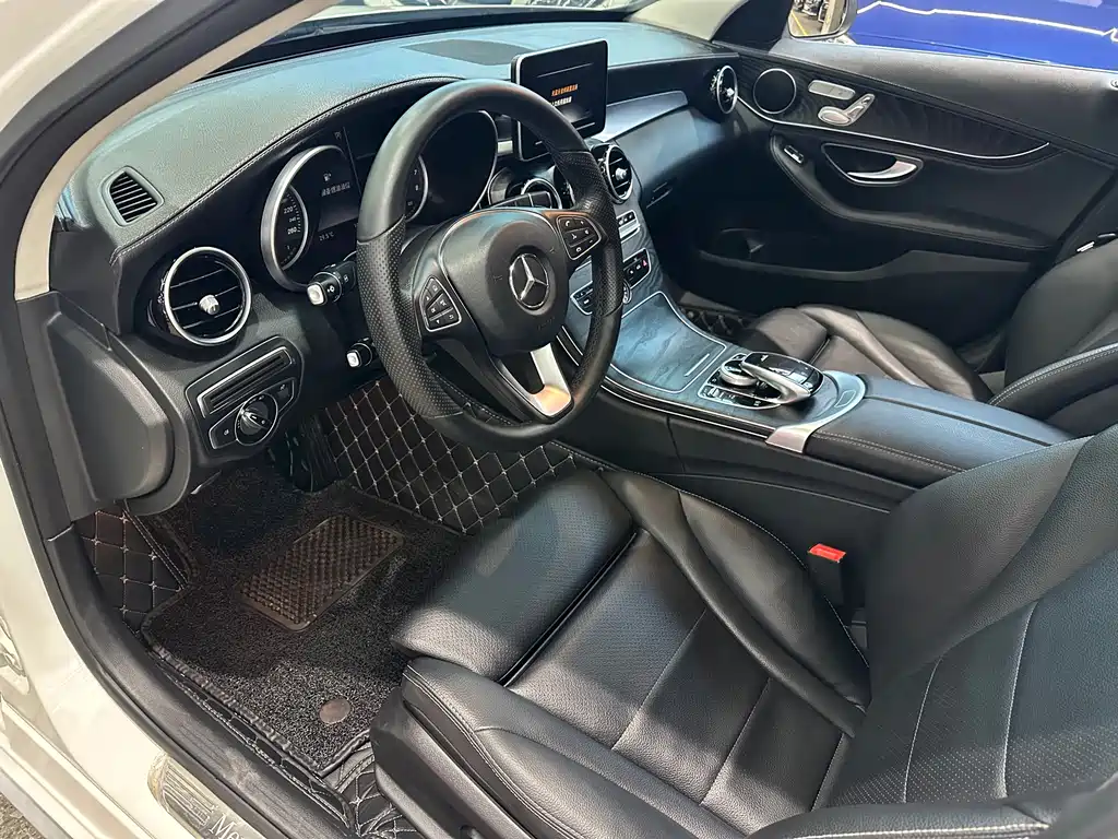 Mercedes-Benz C-Class 2016 — фото 10